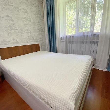 Апартаменты Аэропорт Almaty Esterno foto